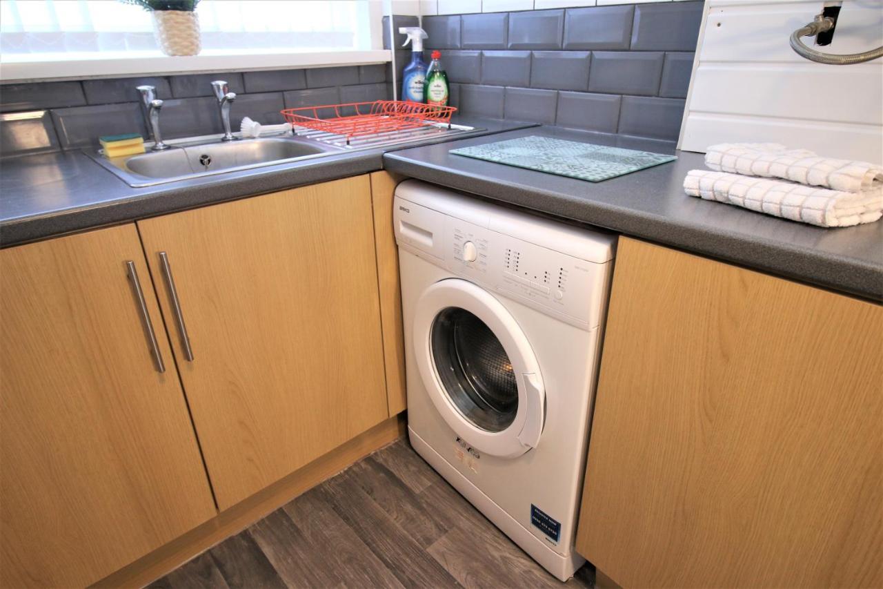 Three Bedroom Townhouse - Free Local Parking - By Property Promise Кардіфф Екстер'єр фото