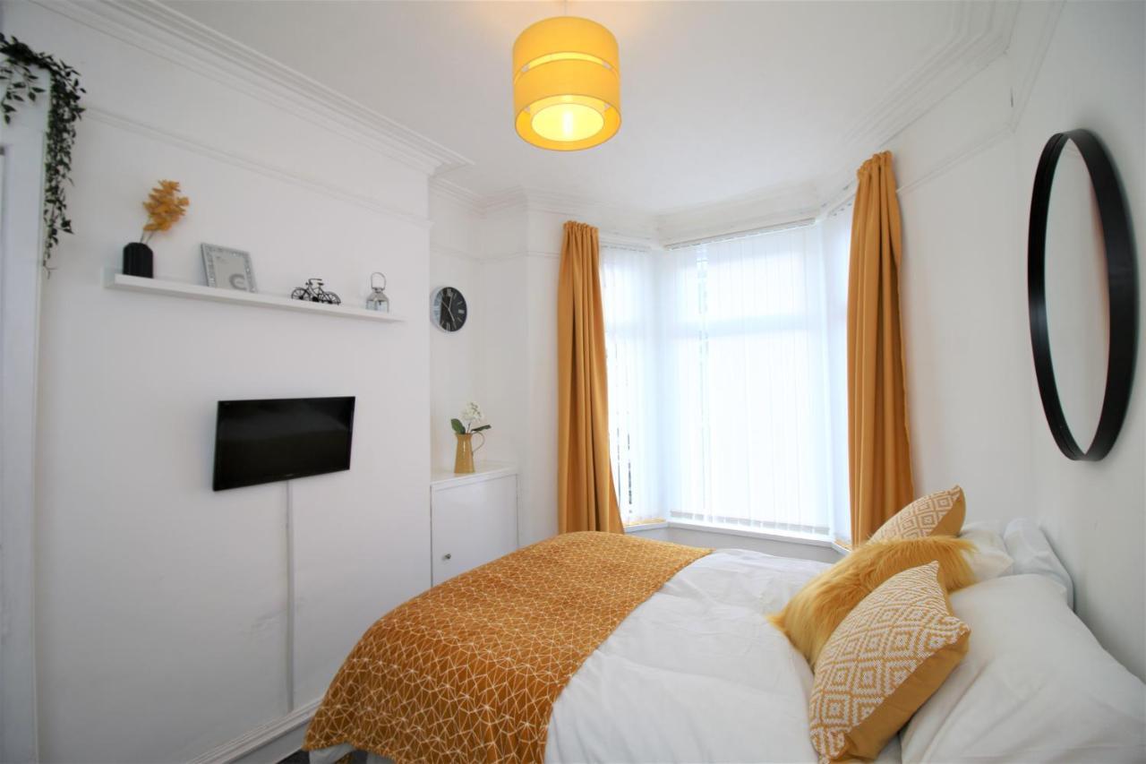Three Bedroom Townhouse - Free Local Parking - By Property Promise Кардіфф Екстер'єр фото