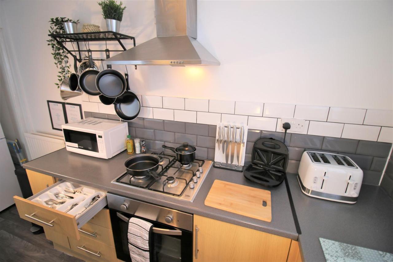 Three Bedroom Townhouse - Free Local Parking - By Property Promise Кардіфф Екстер'єр фото