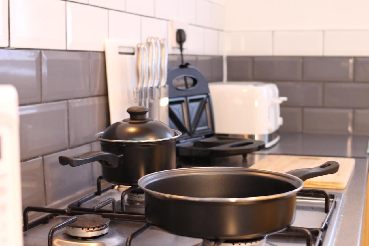 Three Bedroom Townhouse - Free Local Parking - By Property Promise Кардіфф Екстер'єр фото